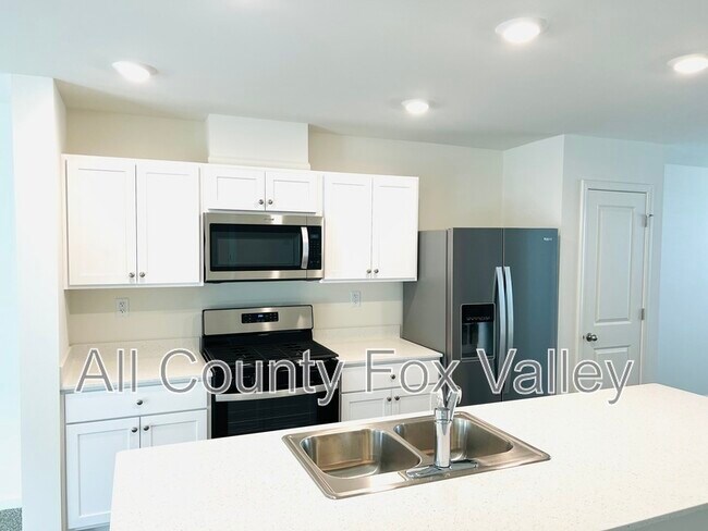Foto del edificio - 1063 Briar Gln Ct
