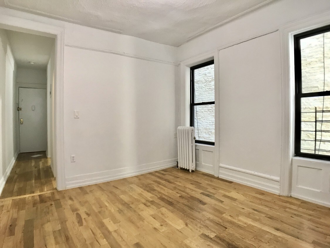 Primary Photo - 369 Broadway