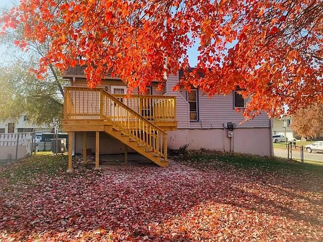 Building Photo - 6615 Hamilton St – 2 Bed/1 Bath in Benson | Updated Throughout, Carport & Garage, Big Backyard