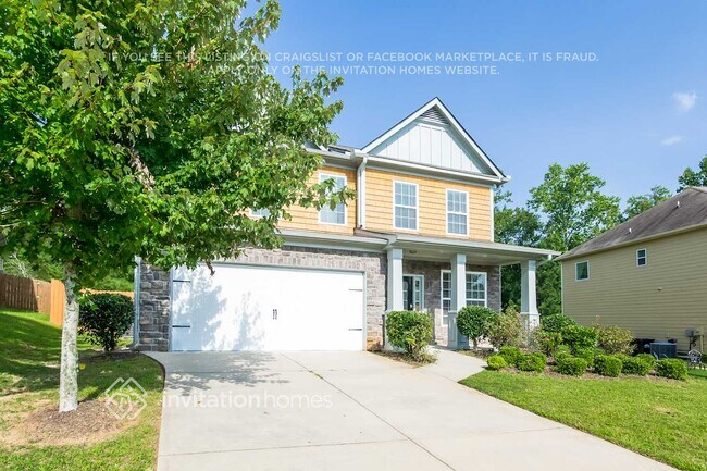 Building Photo - 642 Ivy Chase Loop