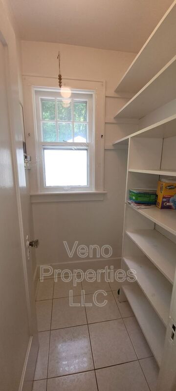 Foto del edificio - 745 Central Pkwy