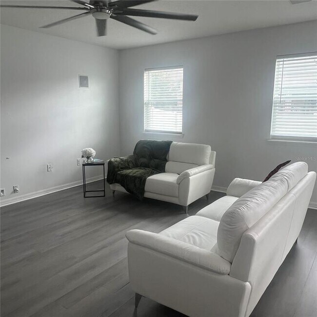 Foto del edificio - 167 Cambria Grove Cir