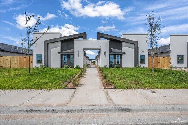 Building Photo - 9 N 25th St