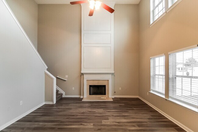 Foto del edificio - 4348 Grant Forest Cir