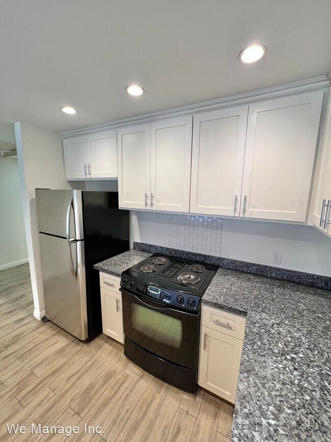 Foto del edificio - 1 br, 1 bath House - 6219 Marina Pacifica ...