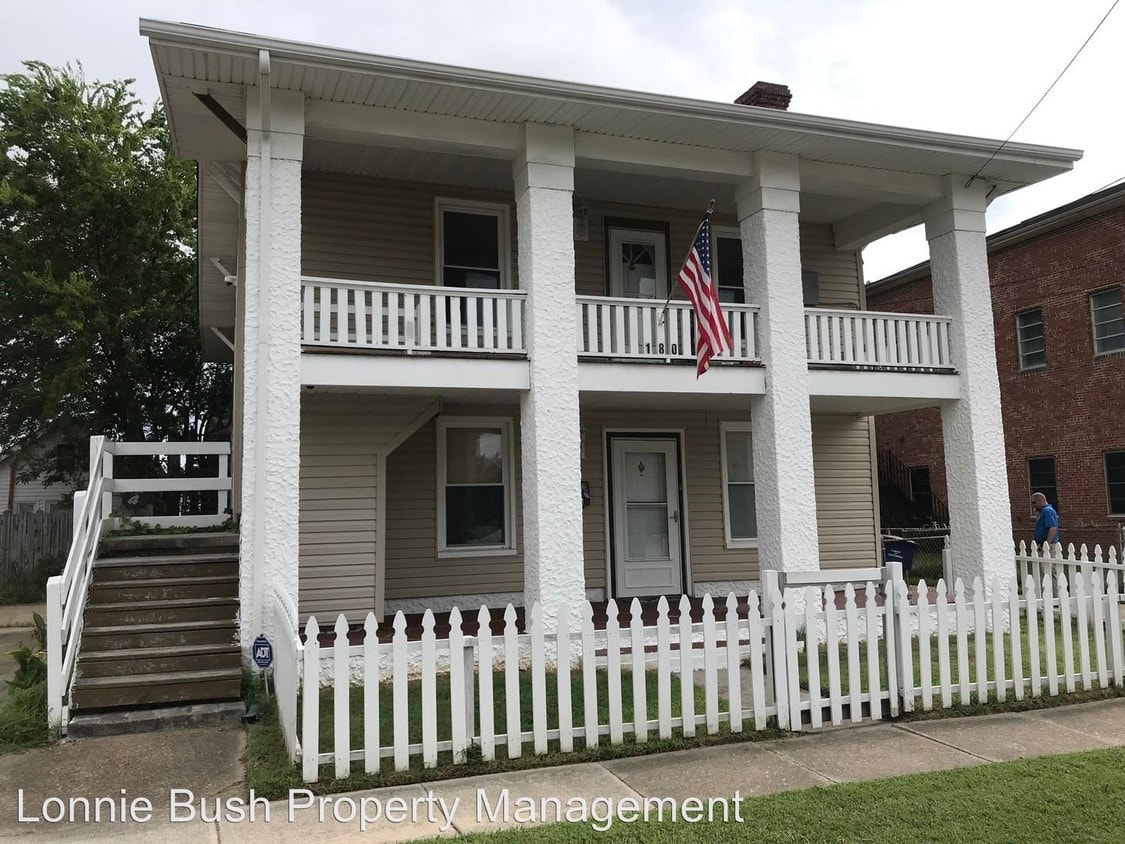 Primary Photo - 2 br, 1 bath House - 180 W Balview Ave #B
