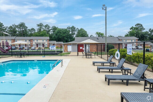 Piscina estilo resort - Savannah Oaks