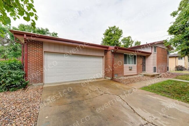 Building Photo - 3191 Troy St