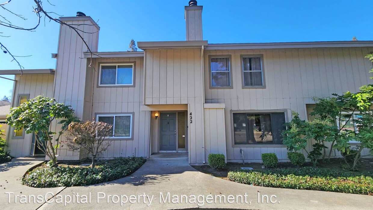 Primary Photo - 3 br, 2.5 bath House - 422 Florin Road