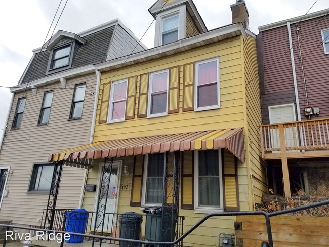 Building Photo - 3 br, 1.5 bath House - 1920 Shamokin Street
