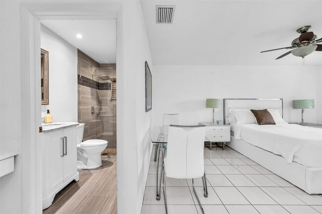 Foto del edificio - 7641 W Country Club Blvd