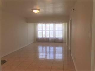 Building Photo - 9851 Sandalfoot Blvd