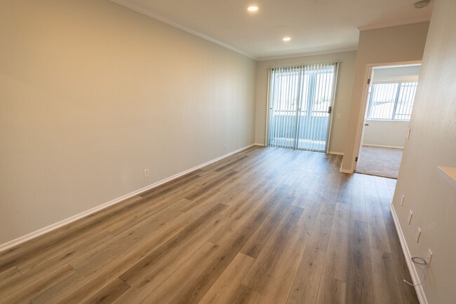 Foto del interior - 14900 Moorpark Street