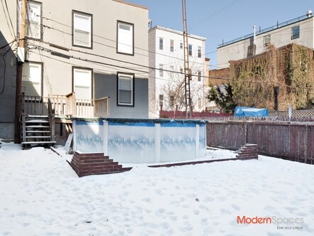Building Photo - 533 47th Rd