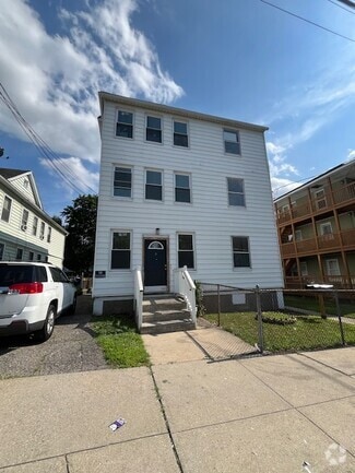 Building Photo - 11 5th St