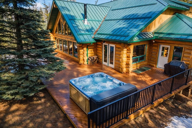 Building Photo - 80 Breezewood Bay