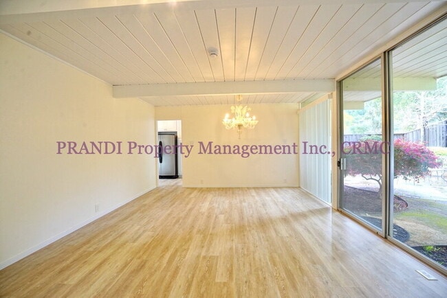 Building Photo - 1309 Idylberry Rd