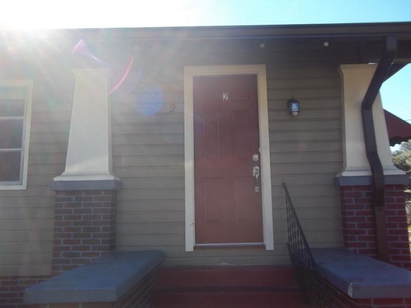 Primary Photo - 519 E Charles St