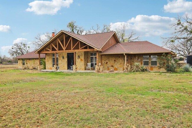 Foto del edificio - 6211 Acacia Dr