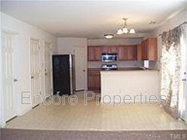 Building Photo - 6 Stepney Ct