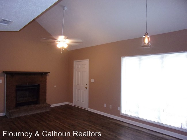 Building Photo - 6143 Trestlewood Dr
