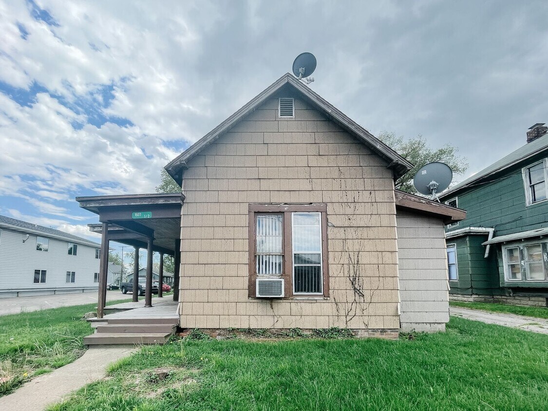 Foto principal - 1607 W Jackson St