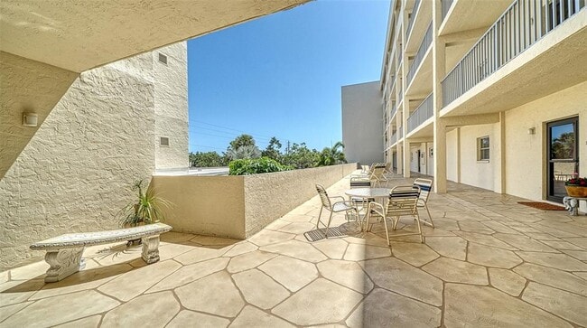 Building Photo - 1355 S Portofino Dr