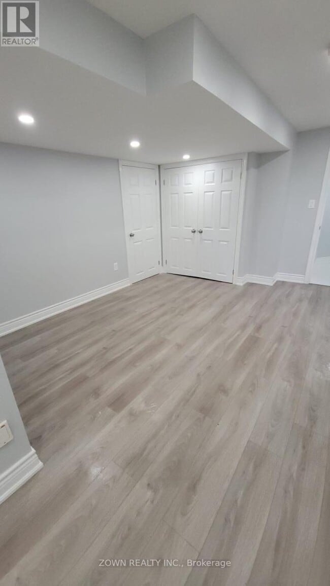 Building Photo - 1668 Portland Ct