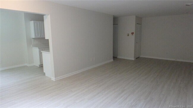 Foto del edificio - 20 Southport Woods Drive
