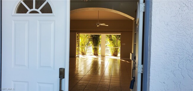 Foto del edificio - 4714 SW 20th Ave