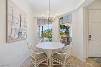 Building Photo - 11031 Corsia Trieste Way