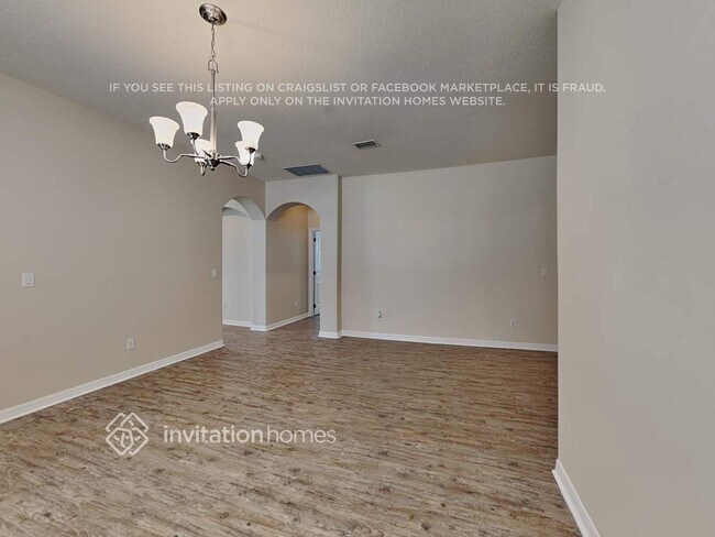 Foto del edificio - 5239 Beach River Rd