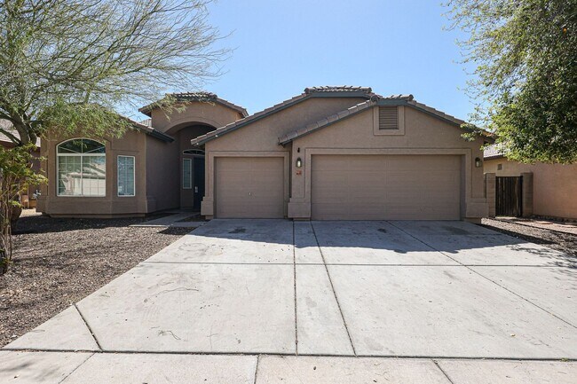 Foto del edificio - Beautiful 4Bed/2Bath single-level home in ...