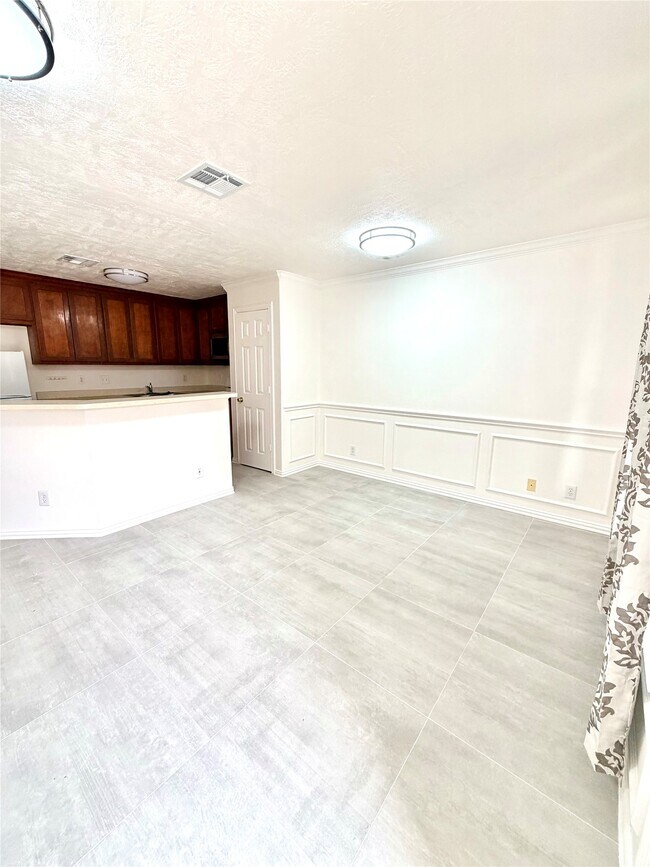 Foto del edificio - 12502 Venus Park Ln