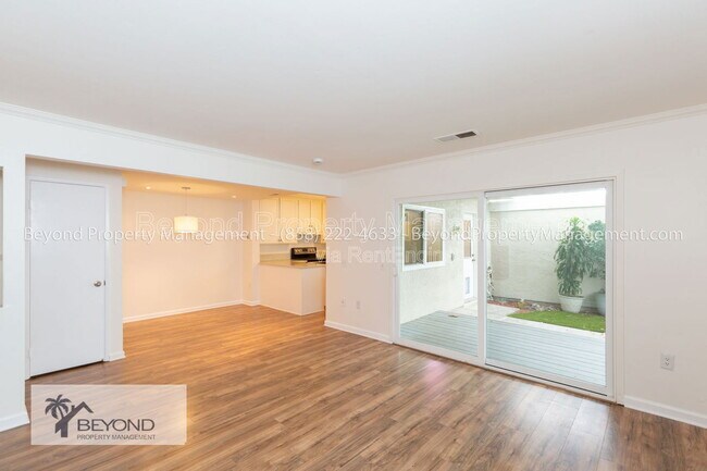 Foto del edificio - 1335 Caminito Septimo