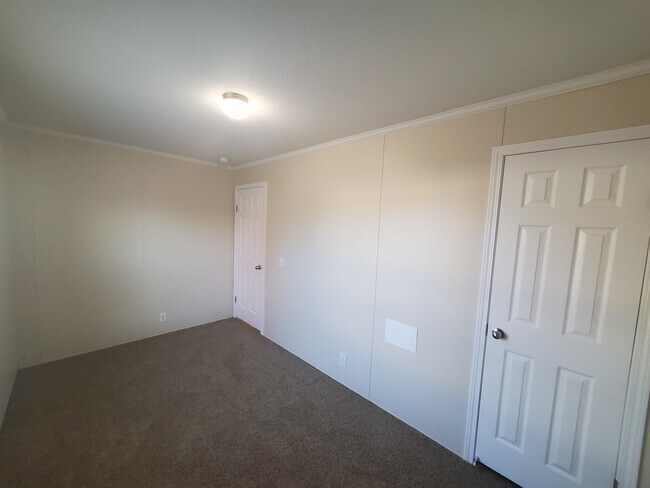 Foto del edificio - 20 Starling Hill Dr