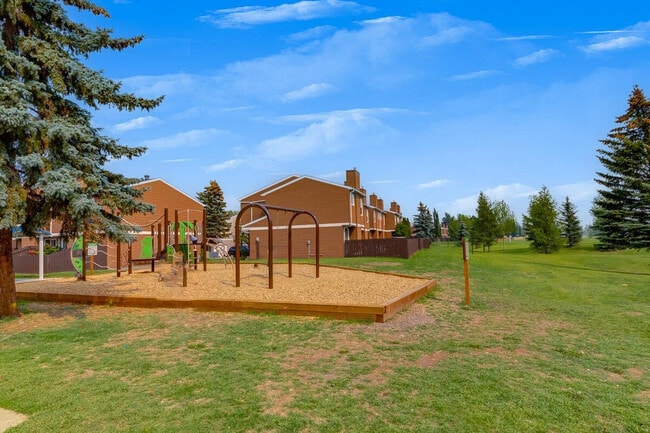 Building Photo - Hooke County Townhomes
