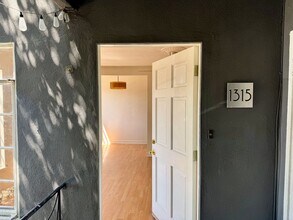 Building Photo - 1313 Douglas St