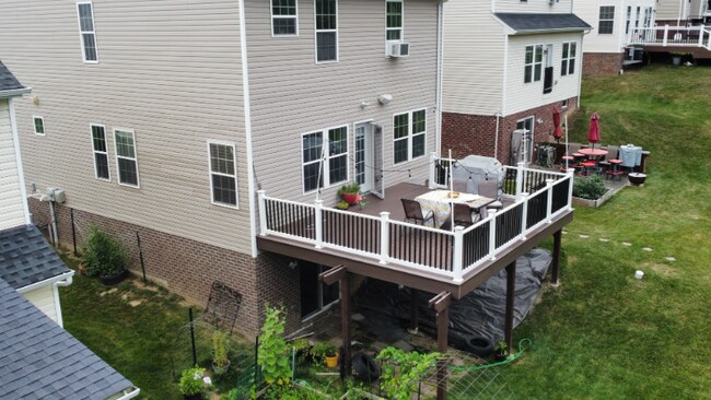 Building Photo - 6109 Granville Ct
