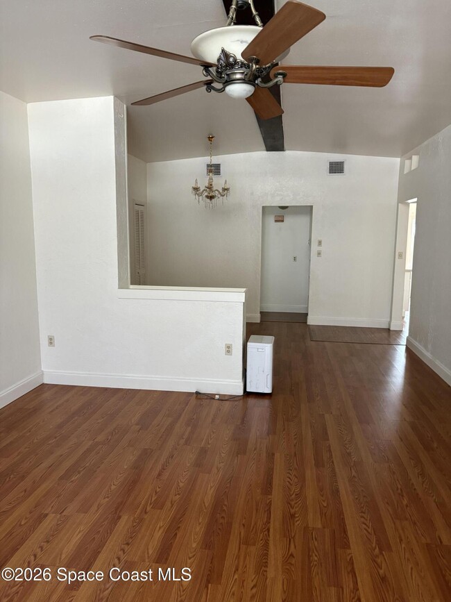 Building Photo - 385 S Brevard Ave