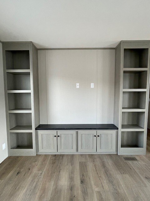 Foto del edificio - 15953 S Flores Rd