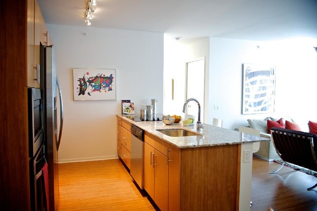 Foto del edificio - 211 W Illinois St
