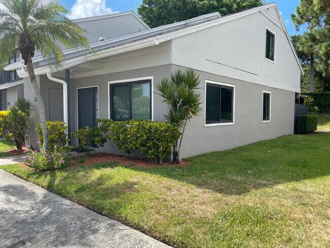 Building Photo - 401 Shoreview Dr