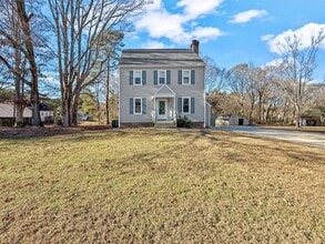 Building Photo - 1000 Hornbuckle Ct