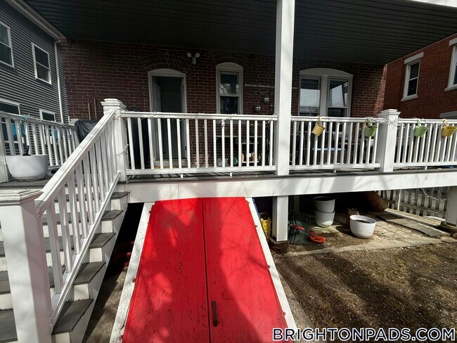 Foto del edificio - 29 Waverly St