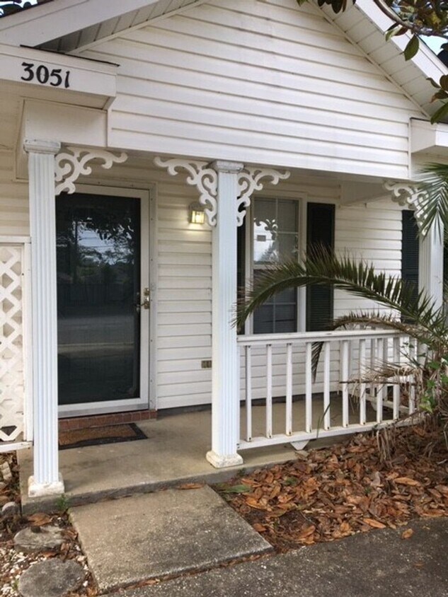 Foto principal - 3051 Brigantine Dr Pensacola, FL 32526 Ask...
