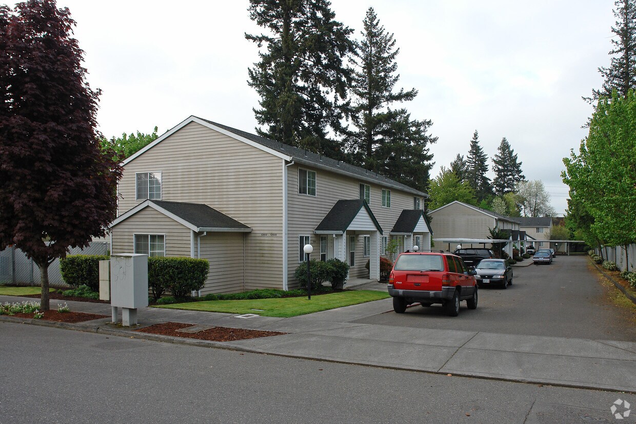 Primary Photo - Sherman Street Apartments-LSM-099