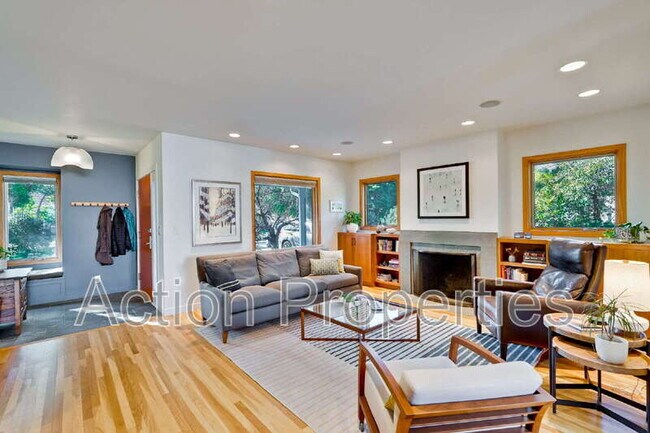 Foto del edificio - 360 Velarde St