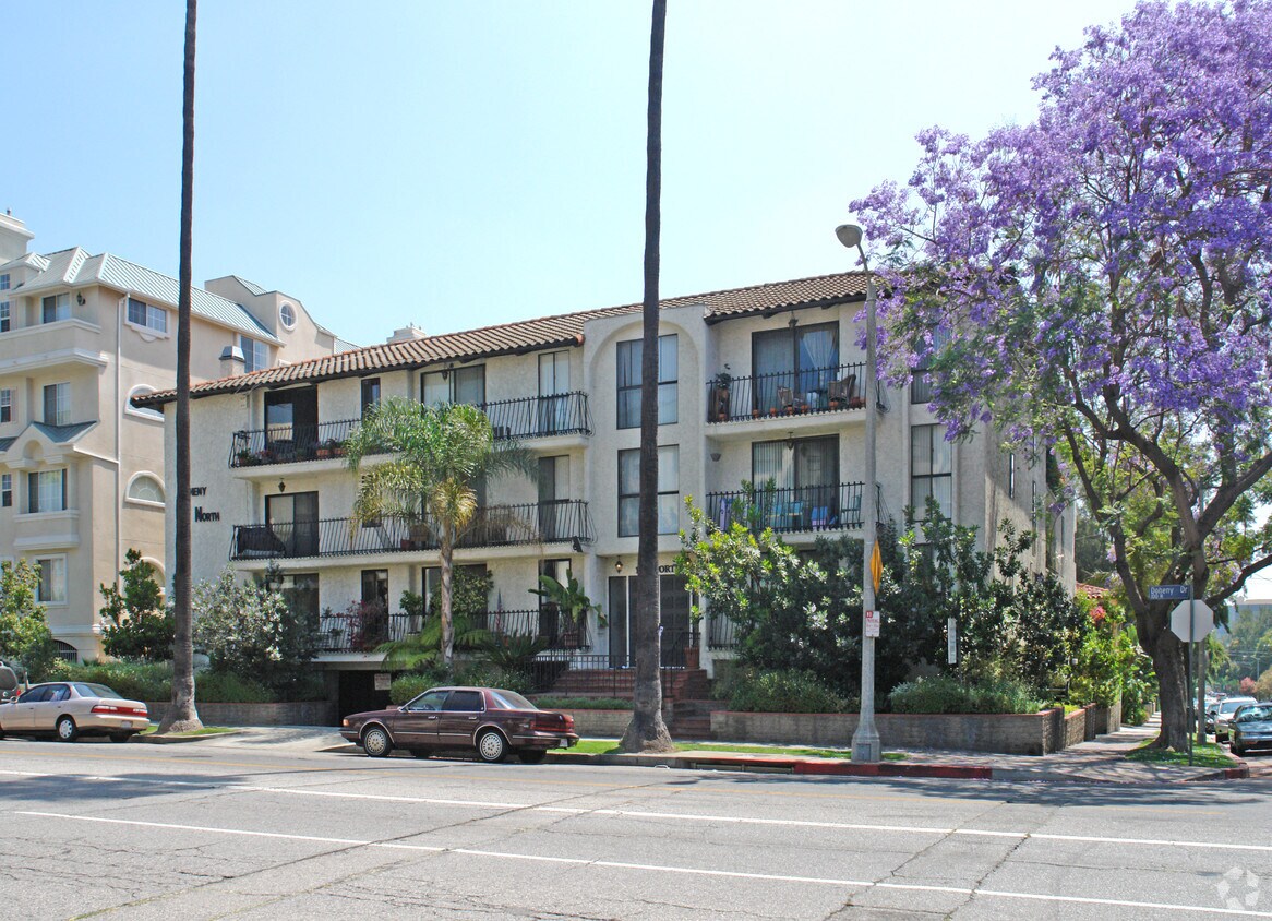 Primary Photo - Doheny North Apartments