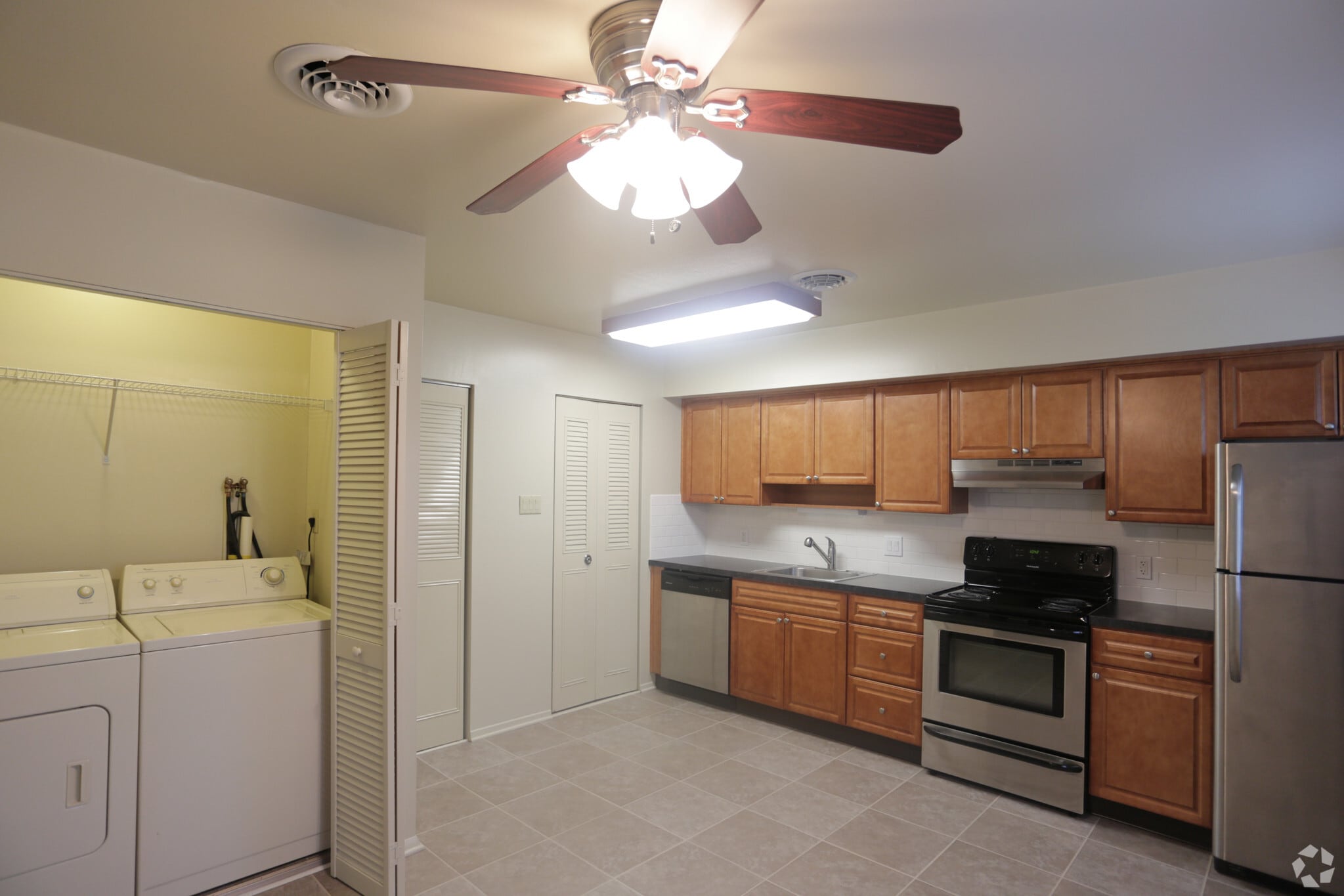 Bridle Path Apartments primary photo